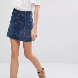 Abercrombie & Fitch skirt